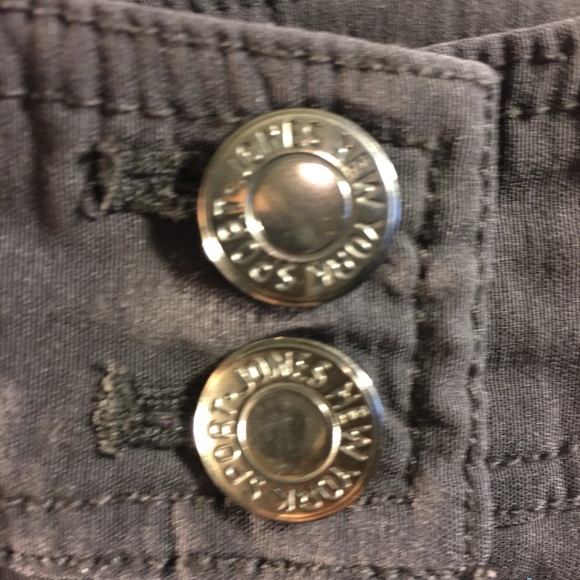 223.  Jones New York pants size 4P - Picture 8 of 8